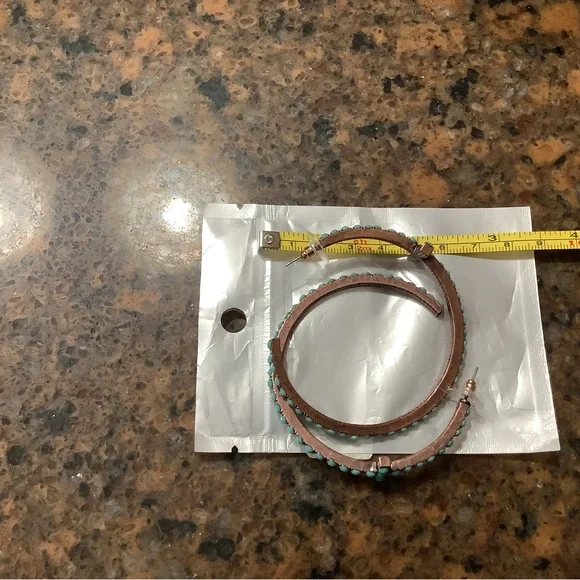 💥2/$24 or 3/$30💥 Boho western chic bronze & turquoise cross earrings. NWT - Picture 4 of 5